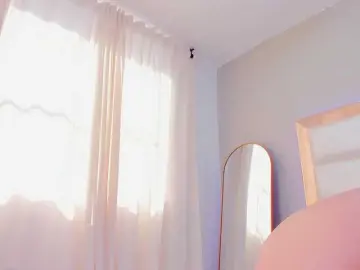 Bongacams Free Porn Cam of RavenReed06