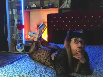 Bongacams Best Webcam of CandyBigbooty