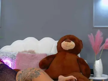 Bongacams Private Sex Chat of CrystalRed