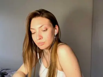 Bongacams Free Porn Cam of MyrticeDollen