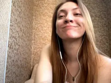 Bongacams Free Live Porn of MyrticeDollen