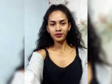 Bongacams Adult Webcam of MiaTsoa