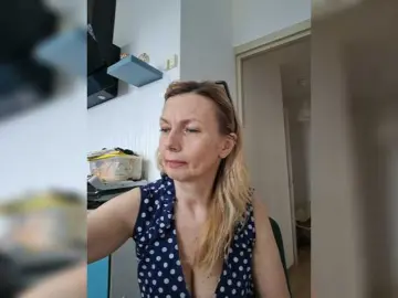 Bongacams Sex Chat of ShiningMILF
