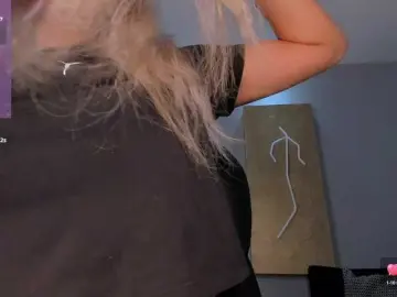 Bongacams Free Live Porn of LisaFlowers