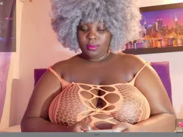 Bongacams Free Porn Cam of ebony-NeighborMoans