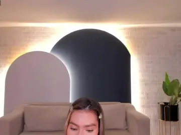 Bongacams Live Sex Cam of NiaSalvatore