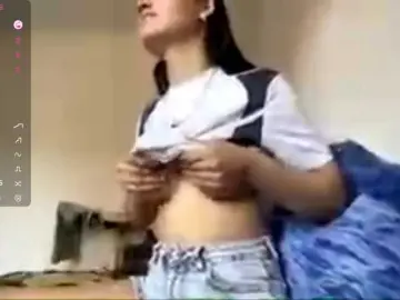 Bongacams Best live sex cam show of EmeritaFroehner