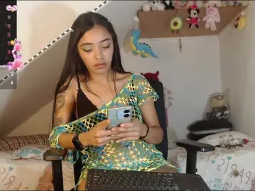 Bongacams Live Porn of Pocahot-ass