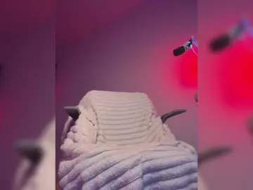 Bongacams Live Porn of LunaCarmel809