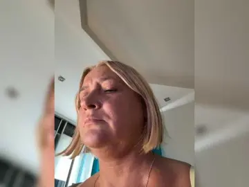 Bongacams Free Live Porn of Eva-Bella