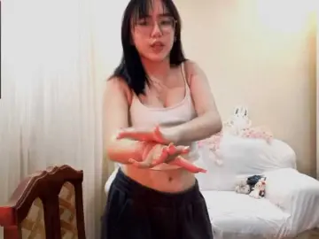 Bongacams Sex Cam of MyrleHenggeler