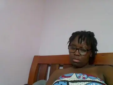 Bongacams Watch Live Sex Cams of Sweetariah1