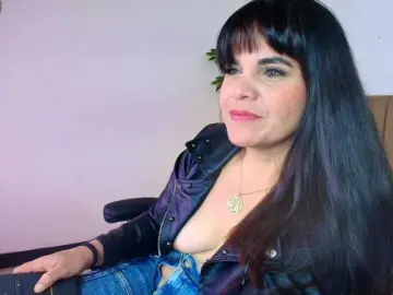 Bongacams Private Sex Chat of LauraHotties