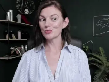 Bongacams Best live sex cam show of mrsVivian