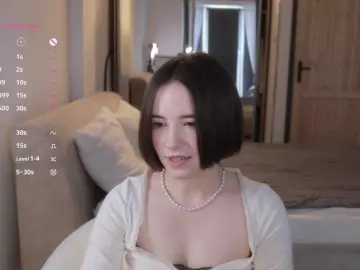Bongacams Free Porn Cam of -FemaleEssence-