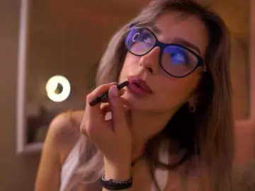 Bongacams Free Live Porn of MaddieBryggs