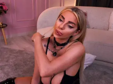 Bongacams Nude Webcam of PearlPlenty