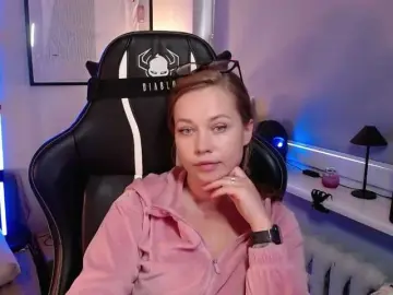 Bongacams Sex Cam of hollyBB