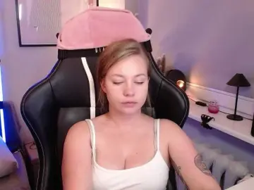 Bongacams Live Sex of hollyBB