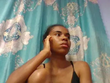Bongacams Free Live Porn of Emelie1a
