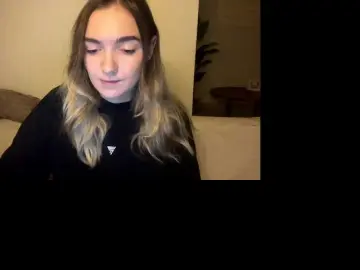 Bongacams Free Porn Cam of RoxyHorny