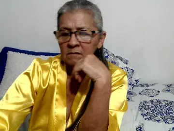Bongacams Best live sex cam show of candy-mature