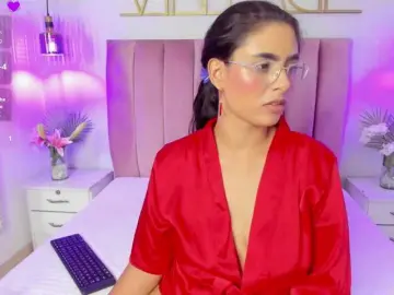 Bongacams Watch Live Sex Cams of BellaaGrace