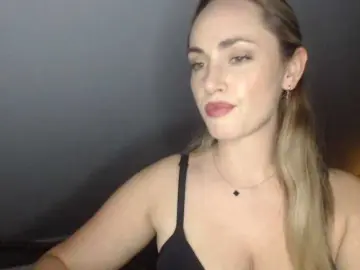 Bongacams Sex Chat of ScarlettXQueen