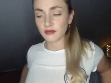 Bongacams Adult Webcam of ScarlettXQueen