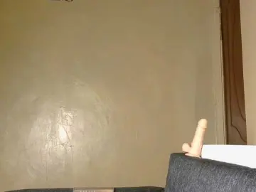 Bongacams Private Sex Chat of cutieglo
