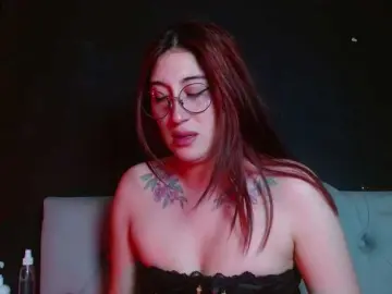 Bongacams Private Sex Chat of Red-moonn