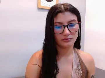 Bongacams Watch Live Sex Cams of louisk2