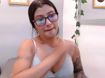 Bongacams Best Webcam of louisk2