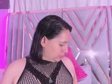 Bongacams Live Porn of adri-rivera