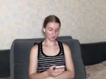 Bongacams Best live sex cam show of DionneCrum