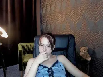 Bongacams Watch Live Sex Cams of Livia-Shy