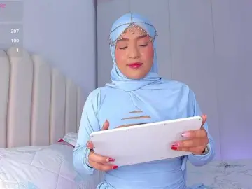 Bongacams Watch Live Sex Cams of Amira-zahra