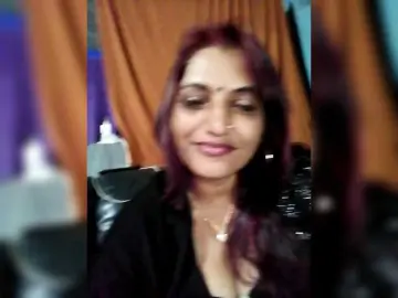 Bongacams Watch Live Sex Cams of FiestyQueen