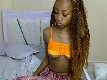 Bongacams Live Sex of PetiteNoir