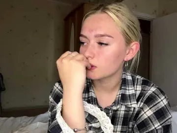 Bongacams Live Sex Cam of DulcieDrinkall