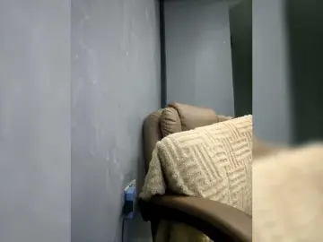 Bongacams Watch Live Sex Cams of MystiqueMiss