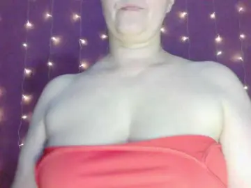 Bongacams Private Sex Chat of SoftMoon