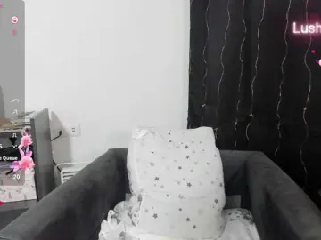 Bongacams Watch Live Sex Cams of SweetLilith