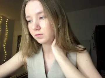 Bongacams Nude Webcam of lisasmall