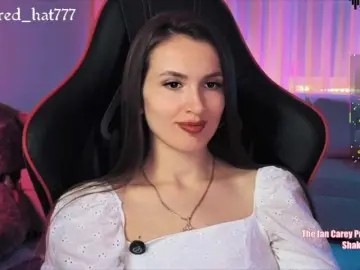 Bongacams Free Porn Cam of Supergirl7771