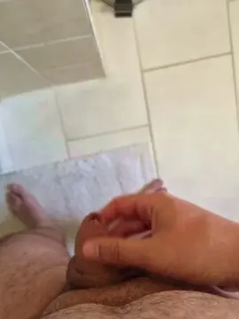 Cam4 Free Live Porn of clem87hot