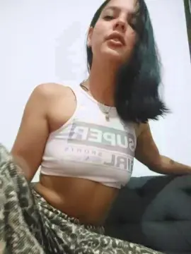 Cam4 Private Sex Chat of DarkhoneyX
