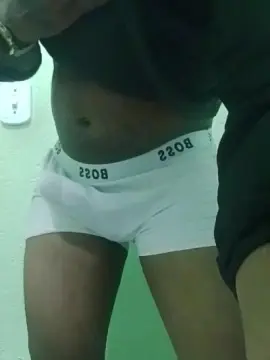 Cam4 Adult Video Chat of Preto_quente00