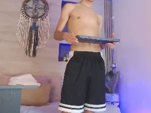 Cam4 Live Sex of Logan_Steel