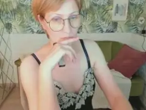 Cam4 Live Sex of ParisCherry